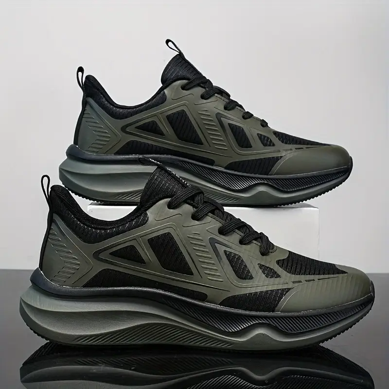 Breathable Low-Top Sports Shoes - Lightweight Fabric Upper & Durable Rubber Sole
